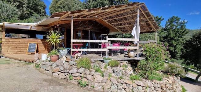 Gîte Sottu e Stelle, dômes, yourte et chalets à Albitreccia (photo 3)