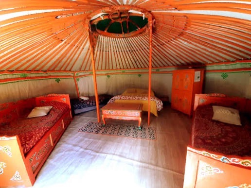 Le Pré aux Biches, yourtes et tipi à Zonza (photo 2)