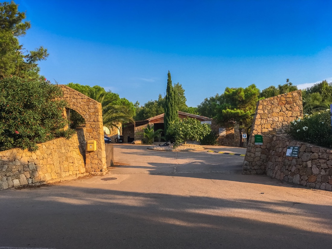 Camping Des Iles, camping à Bonifacio (photo 3)